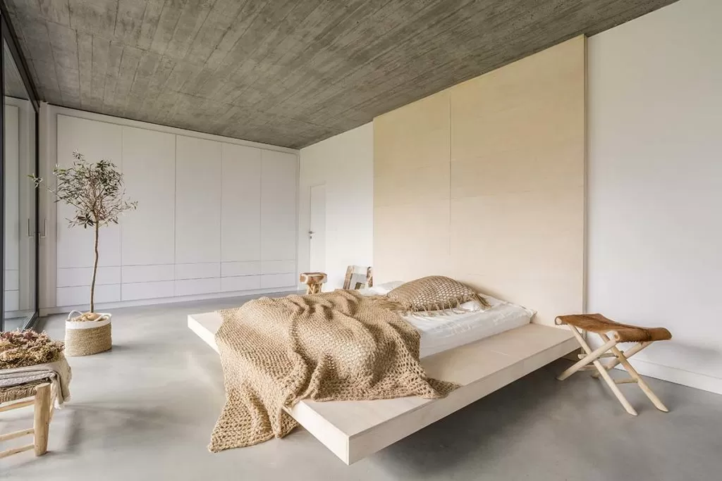 Woonbeton slaapkamer renovatie
